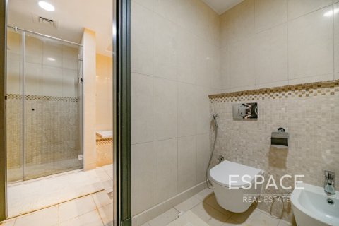 Apartment in Palm Jumeirah, Dubai 2 bedrooms, 180 sq.m. № 62964 - photo 13