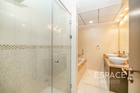 Apartment in Palm Jumeirah, Dubai 2 bedrooms, 180 sq.m. № 62964 - photo 9