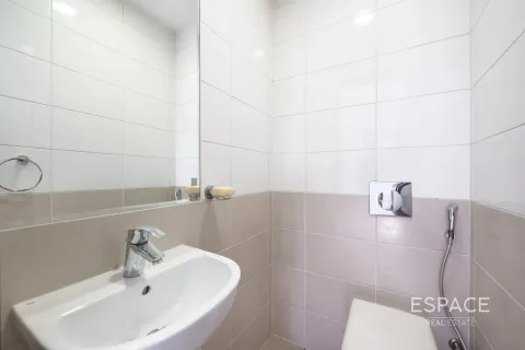 Apartamento en AZURE RESIDENCES en Palm Jumeirah, Dubai, 1 dormitorio, 106 m², № 62965 - foto 11