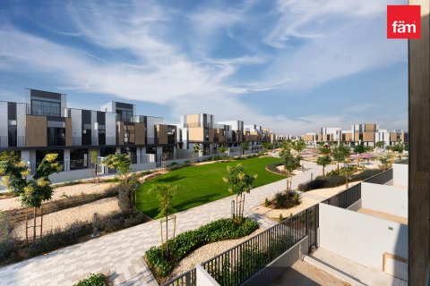 Снять в аренду таунхаус в Дубае: 4 спальни, 251.7м², № 71643 - фото 28