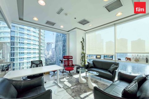 Снять в аренду офис в Бизнес-Бэе, Дубай: 150.3м², № 71634 - фото 11