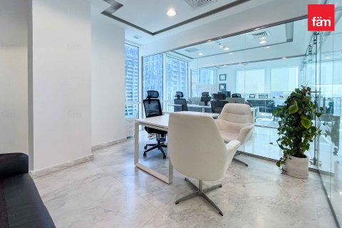 Снять в аренду офис в Бизнес-Бэе, Дубай: 150.3м², № 71634 - фото 17