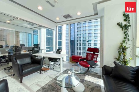 Снять в аренду офис в Бизнес-Бэе, Дубай: 150.3м², № 71634 - фото 12