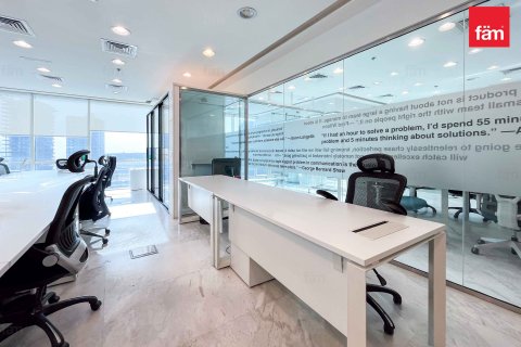 Снять в аренду офис в Бизнес-Бэе, Дубай: 150.3м², № 71634 - фото 8