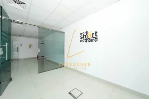 Oficina en Jumeirah Lake Towers, Dubai, 67 m², № 99666 - foto 11