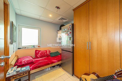 Villa en Jumeirah Park, Dubai, 4 dormitorios, 372 m², № 8720 - foto 17