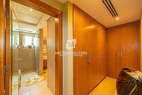 Villa en Jumeirah Park, Dubai, 4 dormitorios, 372 m², № 8720 - foto 16