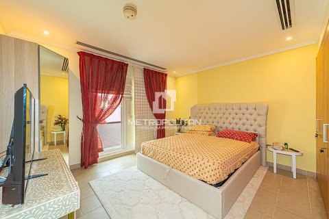 Villa en Jumeirah Park, Dubai, 4 dormitorios, 372 m², № 8720 - foto 14