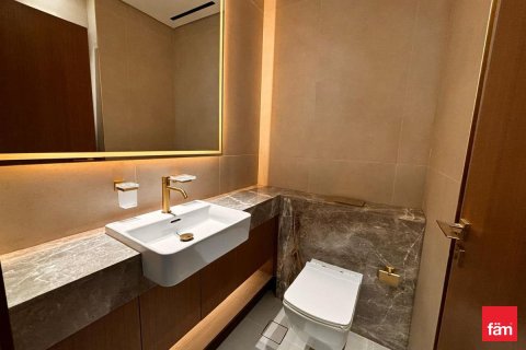 Appartement à Business Bay, Dubai, 2 chambres, 122.3 m², № 112530 - photo 8
