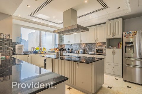 Duplex à Jumeirah Beach Residence, Dubai, 4 chambres, № 2422 - photo 13