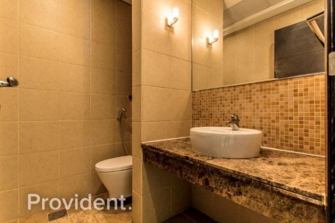 Villa en Jumeirah Park, Dubai, 3 dormitorios, № 2421 - foto 18