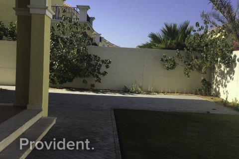Villa en Jumeirah Park, Dubai, 3 dormitorios, № 2421 - foto 15