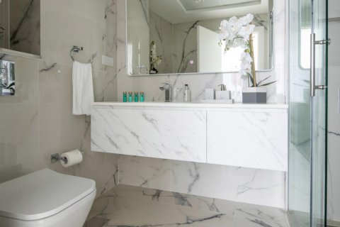 Apartment in Dubai Marina, Dubai 1 bedroom, 84 sq.m. № 97302 - photo 13