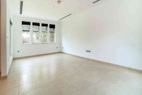 Villa à Jumeirah Islands, Dubai, 3 chambres, 510 m², № 97276 - photo 2