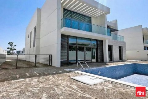 Купить виллу в Дубае: 4 спальни, 580.7м², № 69386 - фото 12