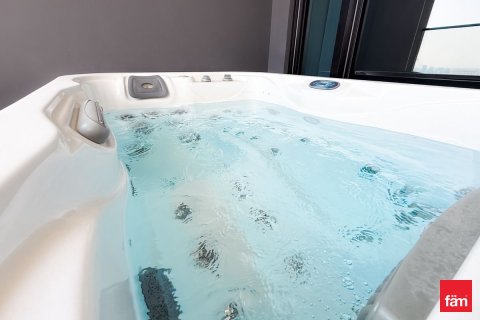 Apartment in Business Bay, Dubai 51.1 sq.m. № 69382 - photo 18