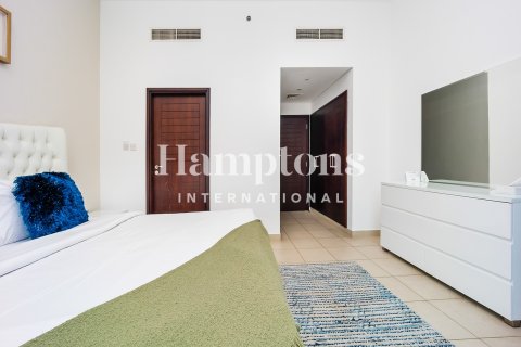 Apartment in Downtown Dubai (Downtown Burj Dubai), Dubai 2 bedrooms, 108.00902780 sq.m. № 102415 - photo 10