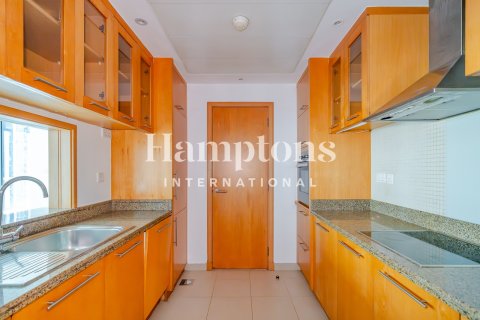 Снять в аренду квартиру в The Address Dubai Marina, Дубай Марина, Дубай: 2 спальни, 125.41997903м², № 102412 - фото 11