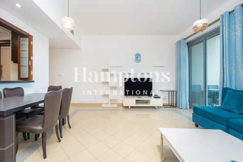 Apartment in The Views 1, The Views, Dubai 2 bedrooms, 117.89019088 sq.m. № 102411 - photo 5