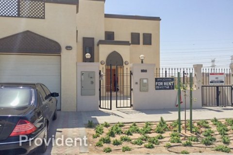 Villa en Jumeirah Park, Dubai, 3 dormitorios, № 2613 - foto 1