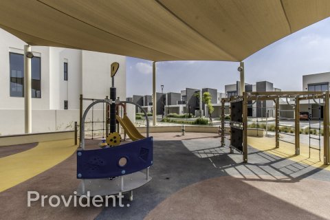 Villa en Dubai South (Dubai World Central), Dubai, 4 dormitorios, 274.7 m², № 2612 - foto 9