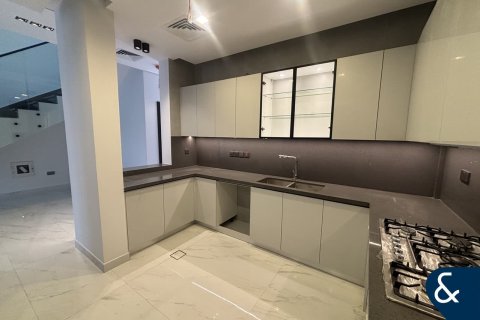 Villa en Al Furjan, Dubai, 4 dormitorios, 222 m², № 91433 - foto 5