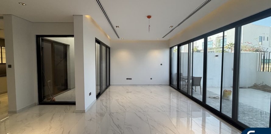 Villa en Al Furjan, Dubai, 4 dormitorios, 222 m², № 91433