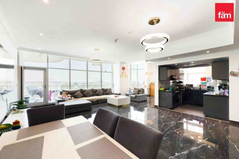 Apartment in Dubai Marina, Dubai 2 bedrooms, 158.2 sq.m. № 23135 - photo 7