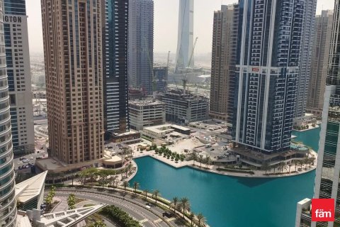 Снять в аренду квартиру в Дубае: 3 спальни, 158.2м², № 42077 - фото 15