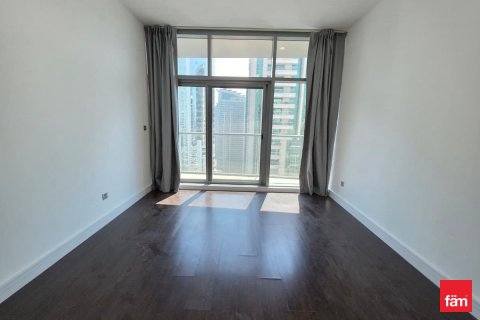 Снять в аренду квартиру в Дубае: 3 спальни, 158.2м², № 42077 - фото 6