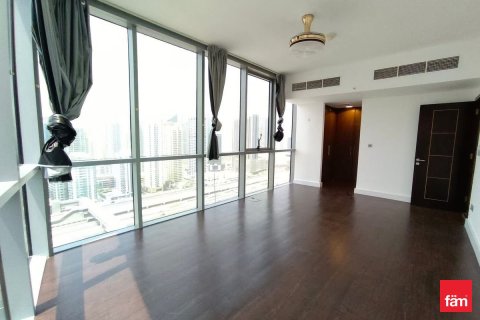 Снять в аренду квартиру в Дубае: 3 спальни, 158.2м², № 42077 - фото 4