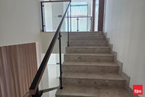 Villa in Al Furjan, Dubai 4 bedrooms, 587.7 sq.m. № 50080 - photo 10
