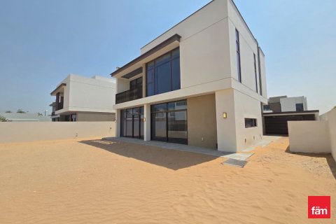 Villa in Al Furjan, Dubai 4 bedrooms, 587.7 sq.m. № 50080 - photo 14
