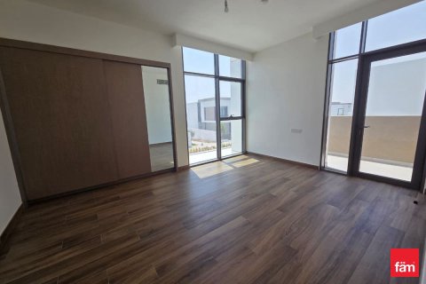 Villa in Al Furjan, Dubai 4 bedrooms, 587.7 sq.m. № 50080 - photo 8