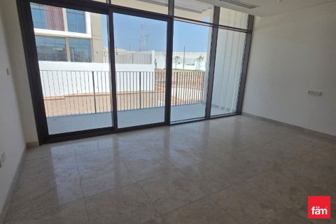 Villa in Al Furjan, Dubai 4 bedrooms, 587.7 sq.m. № 50080 - photo 1