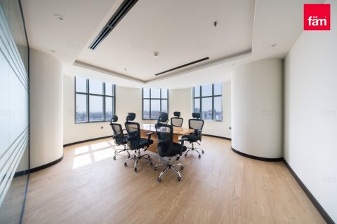Office in Dubai 192.8 sq.m. № 84731