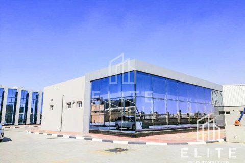 Entrepôt à Dubai, 8288 m², № 38870 - photo 9