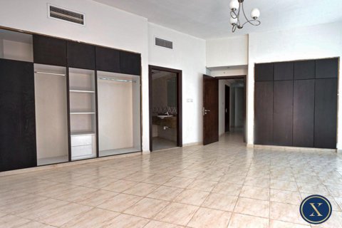 Apartment in Barsha Heights (Tecom), Dubai 3 bedrooms, 203 sq.m. № 45788 - photo 7