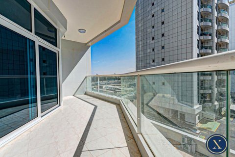 Apartment in Barsha Heights (Tecom), Dubai 3 bedrooms, 203 sq.m. № 45788 - photo 2
