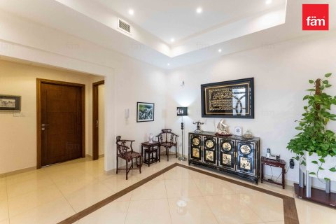 Villa en Dubai, 5 dormitorios, 755.9 m², № 52113 - foto 18