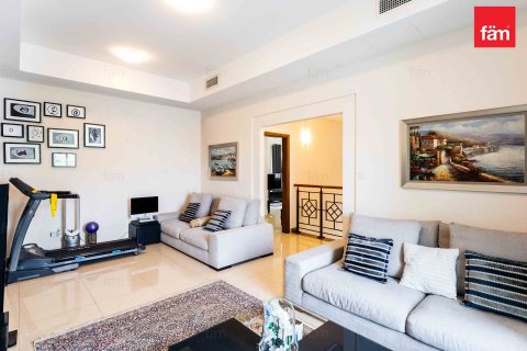 Villa en Dubai, 5 dormitorios, 755.9 m², № 52113 - foto 5