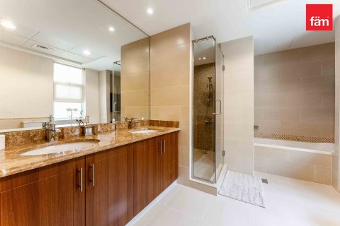 Villa en Dubai, 5 dormitorios, 755.9 m², № 52113 - foto 30