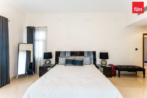Villa en Dubai, 5 dormitorios, 755.9 m², № 52113 - foto 8