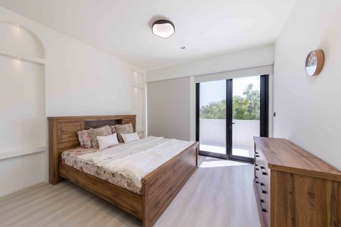 Купить виллу в Арабиан Ранчес, Дубай: 4 спальни, 390м², № 75485 - фото 9