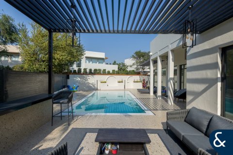 Купить виллу в Арабиан Ранчес, Дубай: 4 спальни, 390м², № 75485 - фото 24
