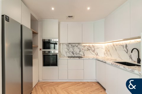 Apartamento en Dubai Marina, Dubai, 3 dormitorios, 168 m², № 75495 - foto 6