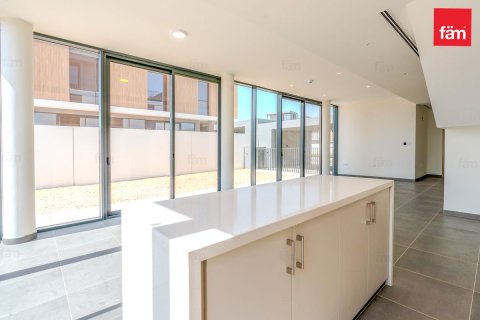 Villa in Dubai 4 bedrooms, 302.1 sq.m. № 76850 - photo 4