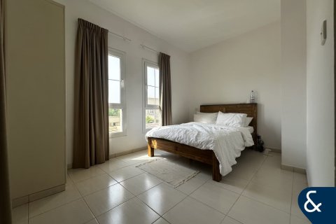 Villa en Springs 11, The Springs, Dubai, 2 dormitorios, 157 m², № 76739 - foto 9