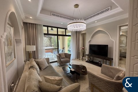 Apartamento en The Old Town Island, Old Town, Dubai, 2 dormitorios, 196 m², № 76740 - foto 2