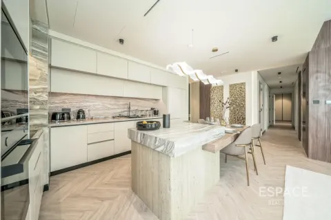 Apartment in Dubai Harbour, Dubai 3 bedrooms, 163 sq.m. № 122560 - photo 8
